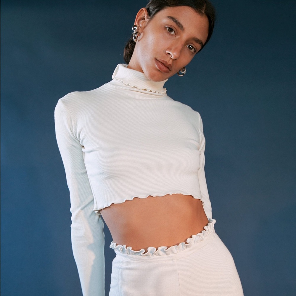 The line by k clementine set
